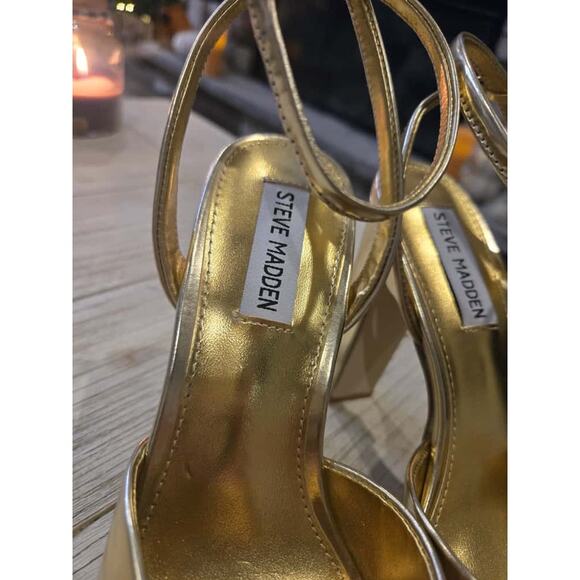 Steve Madden Assured Women's Gold Platform Slingback Sandals Size 7M - Picture 4 of 8